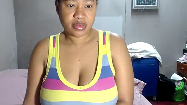 BigAreola26 online show from June 7, 2026, 7:02 am