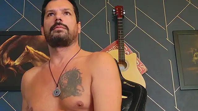 ChrisKox online show from October 8, 2025, 10:21 pm