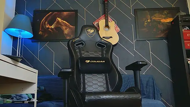 ChrisKox online show from September 30, 2025, 2:12 pm