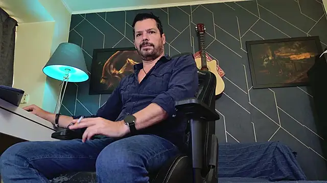 Snapshot of ChrisKox chatting on March 16, 2026, 6:06 am ChrisKox online show from March 16, 2026, 6:06 am