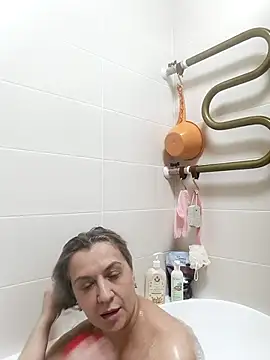 Alessandra92 online show from October 16, 2025, 7:00 pm