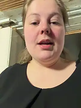 BootyLola online show from March 8, 2025, 3:13 pm