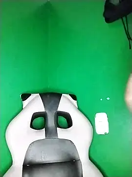 Snapshot of angel_allis chatting on April 12, 2026, 6:05 am angel allis online show from April 12, 2026, 6:05 am