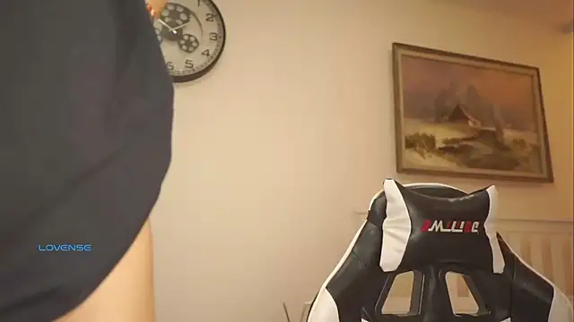 AlanDeNavarre online show from February 6, 2025, 10:21 pm