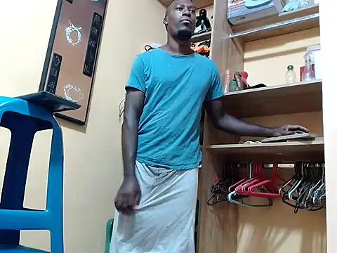 Snapshot of kurtbigcock chatting on March 5, 2026, 6:15 pm kurtbigcock online show from March 5, 2026, 6:15 pm