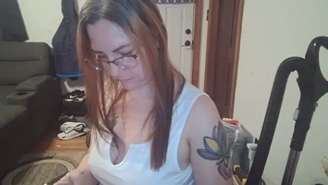 SweetAriesXO online show from February 12, 2026, 1:44 pm