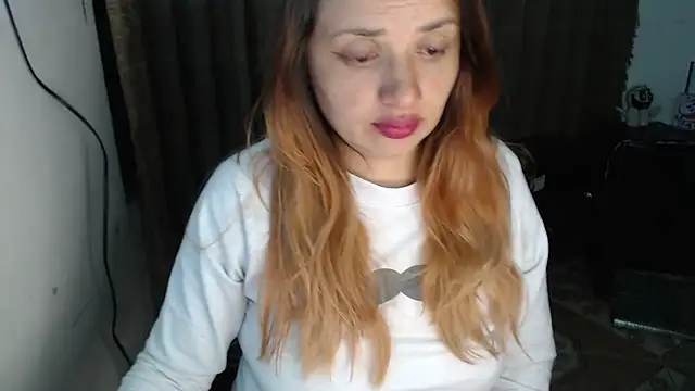 kattydirtylol online show from October 4, 2025, 6:04 am