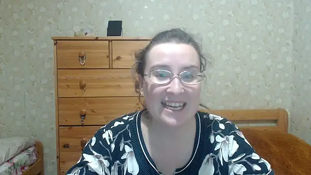 Smart Rose online show from November 19, 2025, 4:51 pm