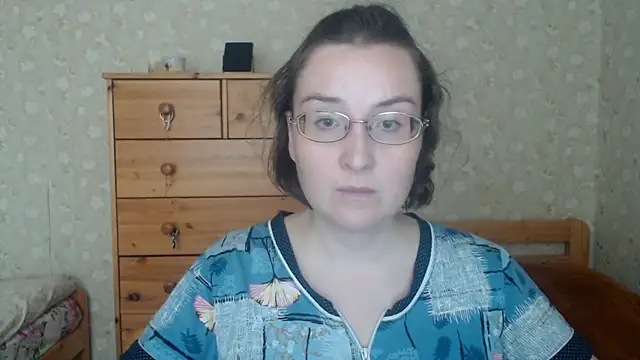 Smart Rose online show from November 2, 2025, 9:47 am