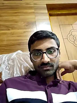 krishna8035 online show from February 6, 2025, 2:26 pm