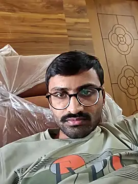 krishna8035 online show from January 16, 2025, 9:37 am