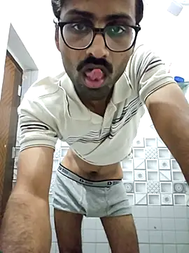 krishna8035 online show from January 16, 2026, 9:46 am