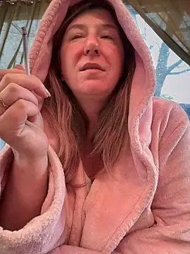 Natali UA online show from November 8, 2025, 5:55 am