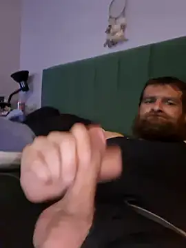 Snapshot of bam420bam chatting on June 13, 2026, 8:01 am bam420bam online show from June 13, 2026, 8:01 am