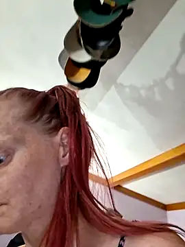Snapshot of bam420bam chatting on June 10, 2026, 10:38 am bam420bam online show from June 10, 2026, 10:38 am