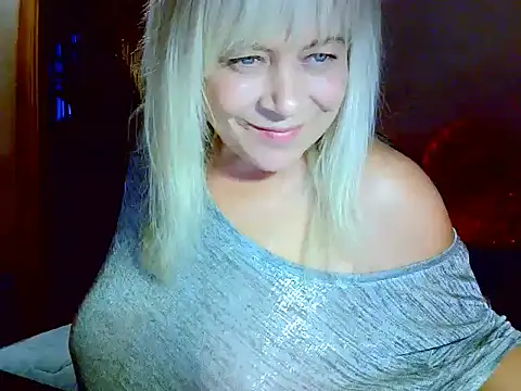 AgoniA7 online show from October 5, 2025, 3:14 pm