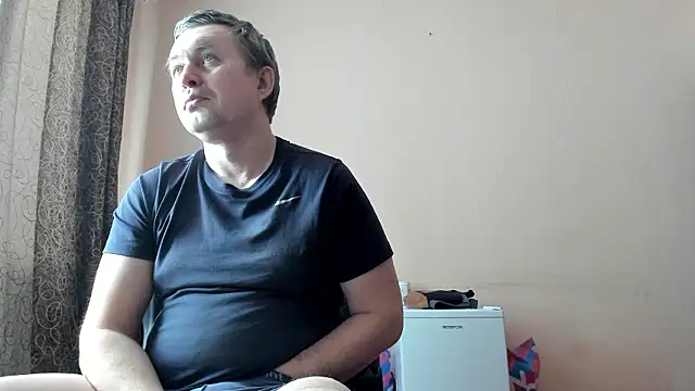 Snapshot of SanFrantsisko chatting on March 10, 2026, 9:35 am SanFrantsisko online show from March 10, 2026, 9:35 am