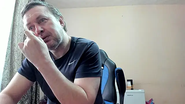 Snapshot of SanFrantsisko chatting on February 25, 2026, 10:26 am SanFrantsisko online show from February 25, 2026, 10:26 am