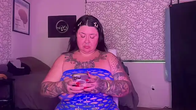 Snapshot of Sad1st1kSadie chatting on February 15, 2026, 8:41 pm Sad1st1kSadie online show from February 15, 2026, 8:41 pm