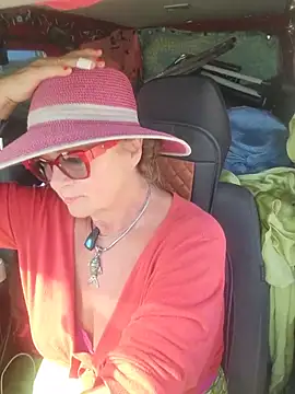 MucMilf59 online show from June 10, 2026, 9:10 am