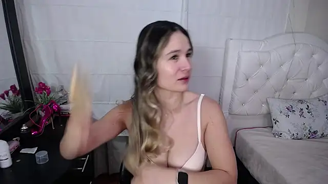 infinitysex1 online show from March 13, 2026, 12:54 pm