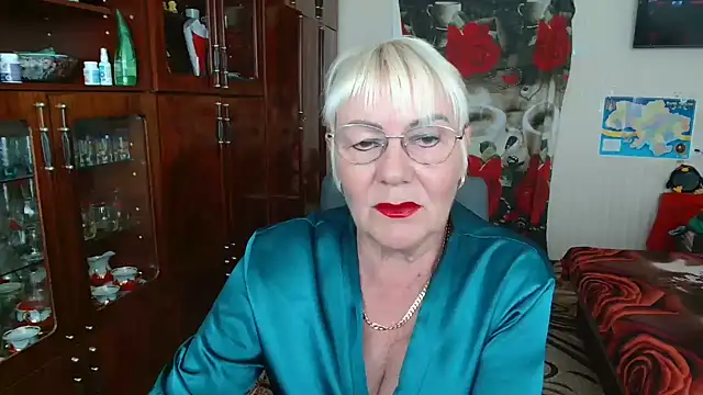 Snapshot of JenaCheim chatting on May 16, 2026, 6:34 am JenaCheim online show from May 16, 2026, 6:34 am