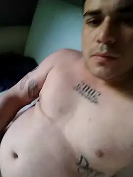 E f online show from October 31, 2025, 11:18 am