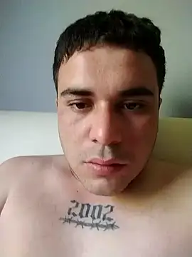 E f online show from October 30, 2025, 1:09 pm