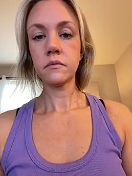 Kay Cakes online show from November 10, 2025, 4:23 pm