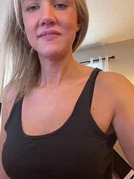 Kay Cakes online show from December 17, 2025, 4:45 pm