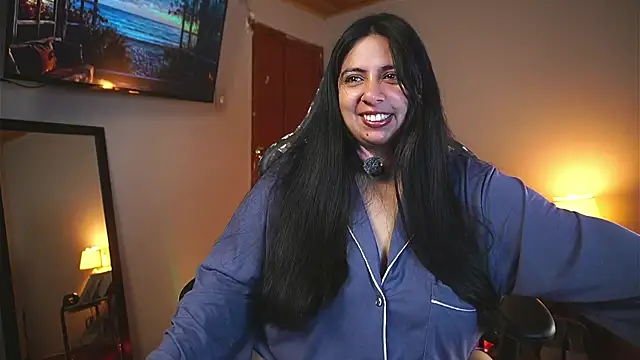 coraline latin online show from April 28, 2026, 12:31 pm