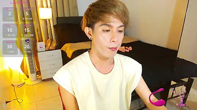 WildestTwink online show from July 16, 2026, 2:36 pm