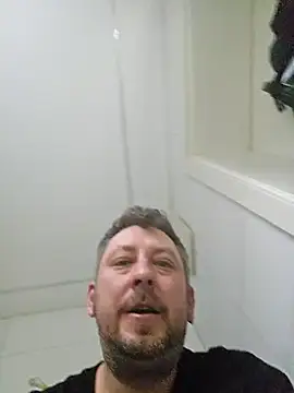 ktmtom247 online show from March 5, 2025, 3:51 am