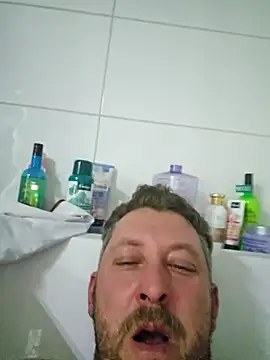 ktmtom247 online show from November 5, 2025, 3:59 pm