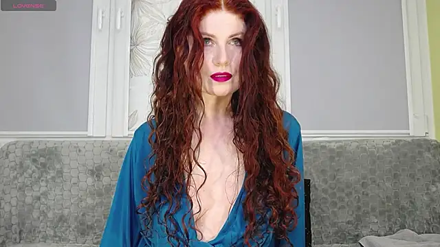 Hetera online show from February 18, 2026, 7:32 pm