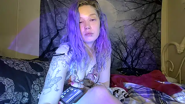 TEXASMARYYYJANE online show from February 3, 2025, 7:10 pm