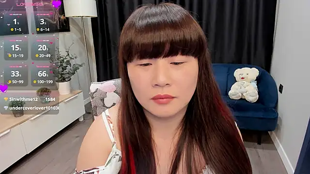 xLisaMeoww online show from February 7, 2025, 4:24 pm