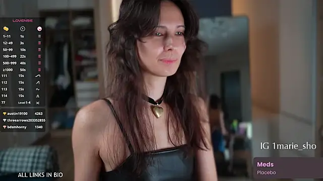 LAUREL HAZEL online show from September 24, 2025, 6:14 pm