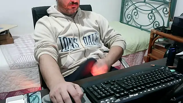 Italian dark desire online show from December 17, 2025, 5:07 pm