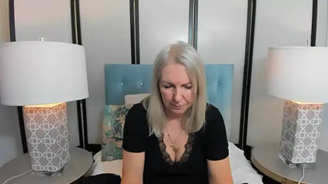 EricaTop online show from January 7, 2026, 8:25 pm