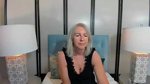 EricaTop online show from June 11, 2026, 8:17 pm