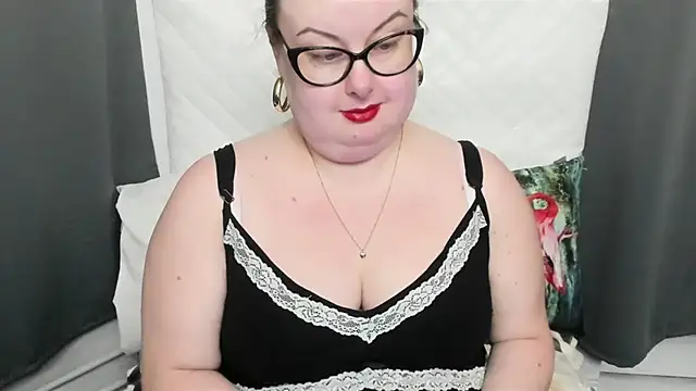 dirtyBonnie online show from March 4, 2025, 3:59 pm