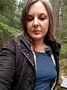 SwedishJennifer online show from March 16, 2026, 1:26 pm