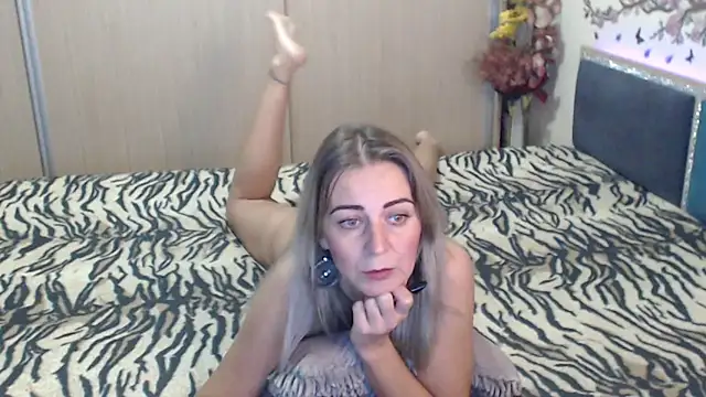 MirabelaSweet online show from October 8, 2025, 4:58 am