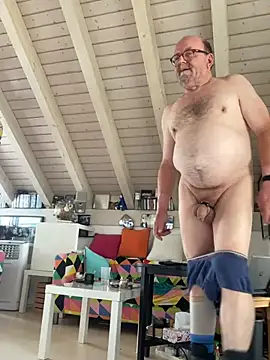 wankcellar online show from June 28, 2026, 12:55 pm