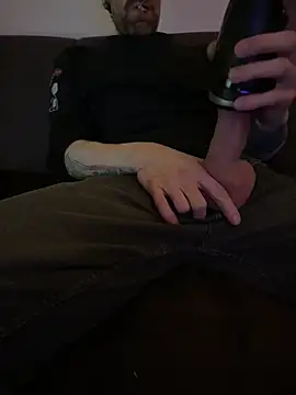 LionBoy1976 online show from December 29, 2024, 6:35 am