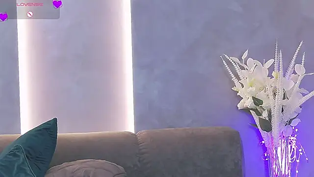 Sinful Eyes online show from March 17, 2025, 2:12 pm