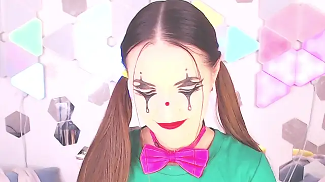 LexiKiss online show from September 20, 2025, 5:01 am