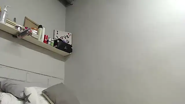 xTwerkingMistressx online show from February 2, 2026, 9:41 am