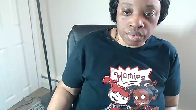 Snapshot of Sexymona1218 chatting on June 6, 2026, 12:54 pm Sexymona1218 online show from June 6, 2026, 12:54 pm